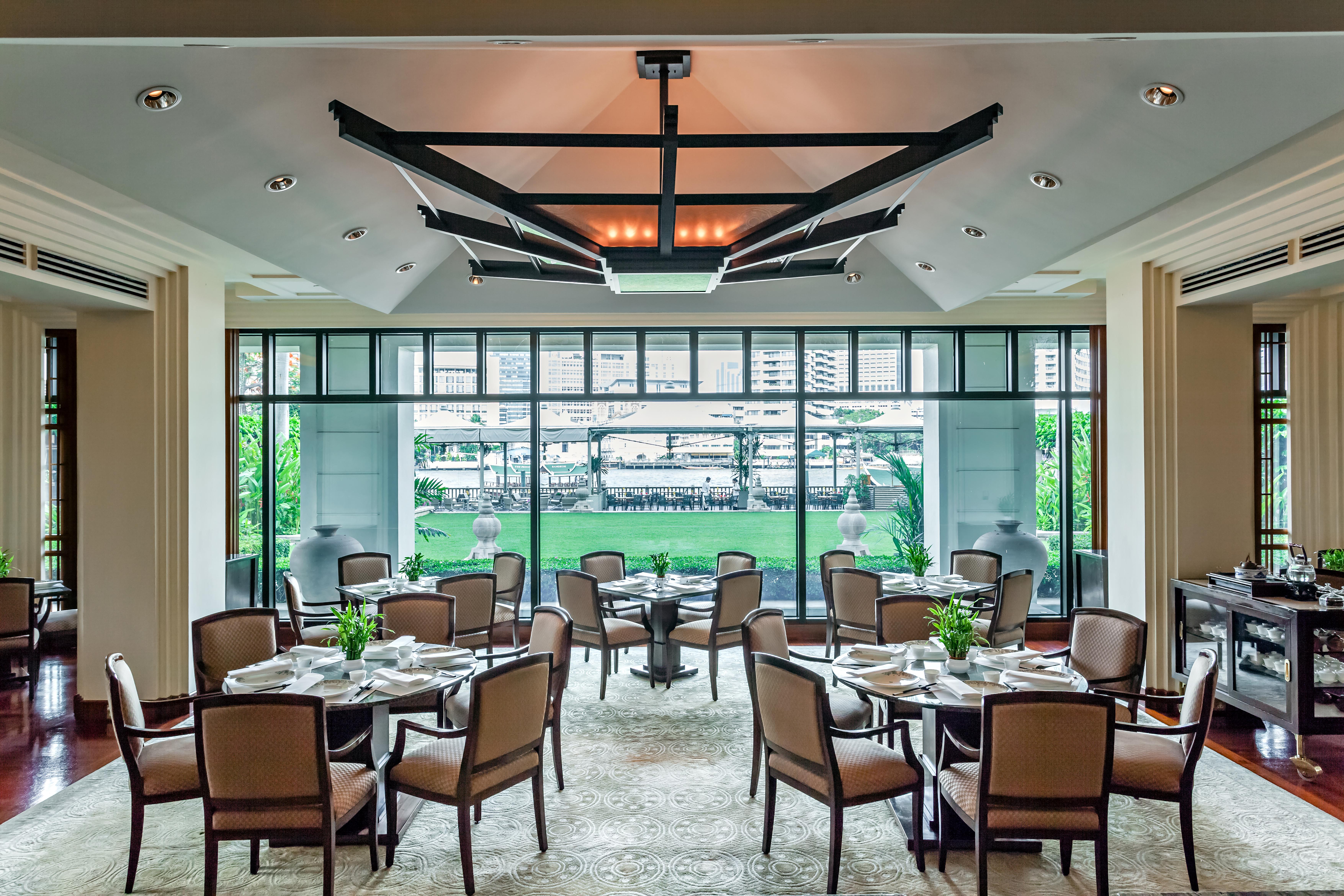 The Peninsula Bangkok Hotel Kültér fotó The Club Lounge at the Hong Kong InterContinental